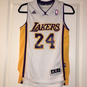 **NWT**Kobe Bryant Kids Jersey